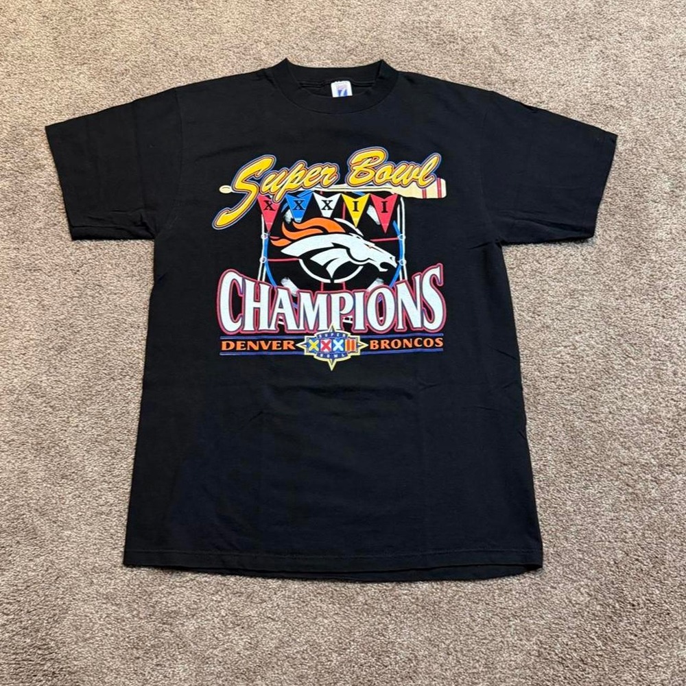 Vintage 90's Logo 7 Denver Broncos Super Bowl XXXII Champions Shirt